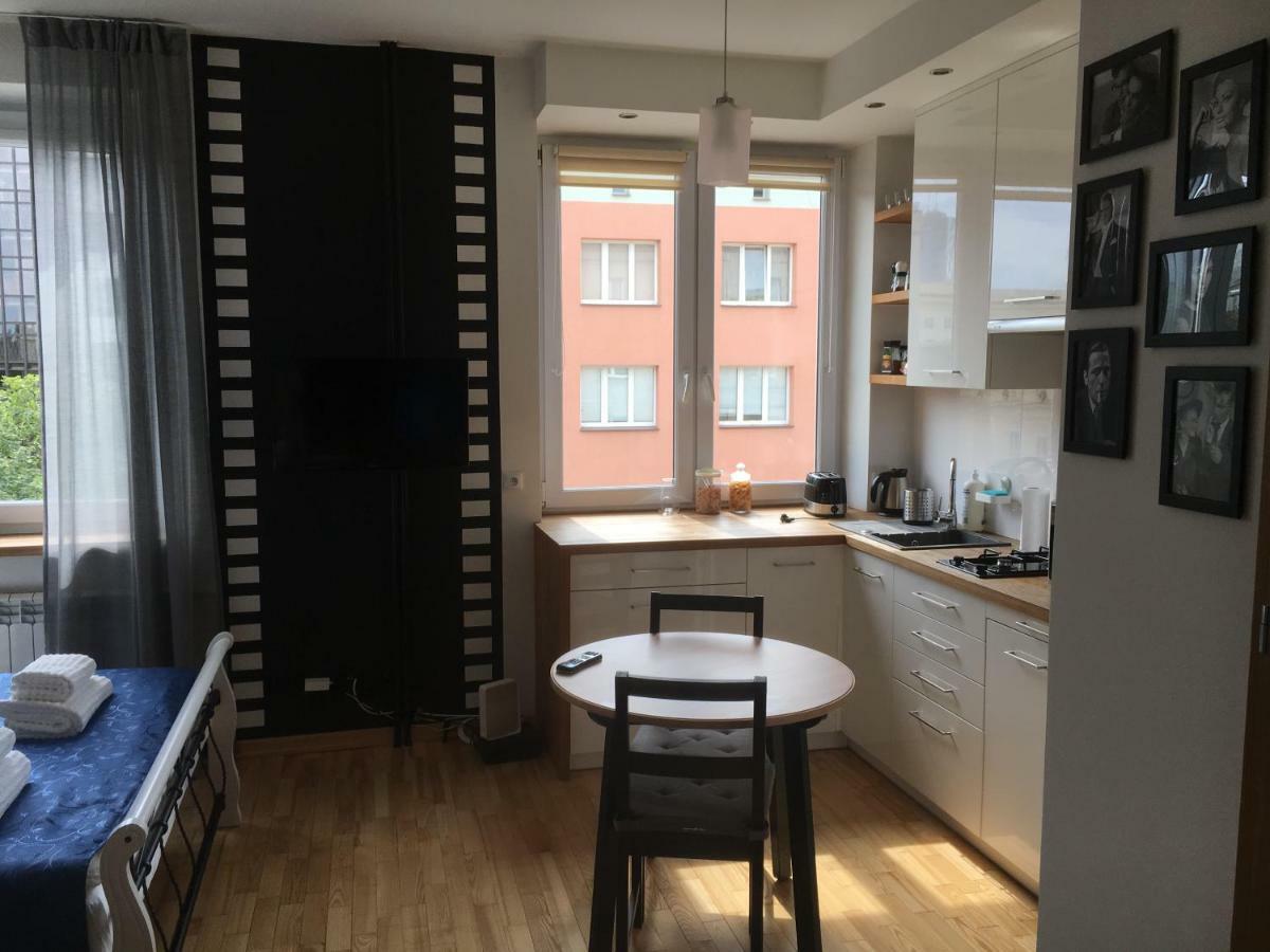 Apartment "Femina Cinema" Warsaw City Centre المظهر الخارجي الصورة
